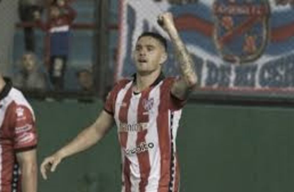 En medio del reclamo, el plantel de Instituto que viaja para visitar a Chacarita