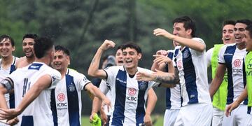 Los pibes Albiazules debutarán ante el Atlético Tucumán\u002E La Octava división defiende el título\u002E