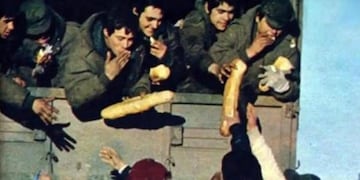 Homenajearon a dos excombatientes de Malvinas que vivieron “El día que Madryn se quedó sin pan”