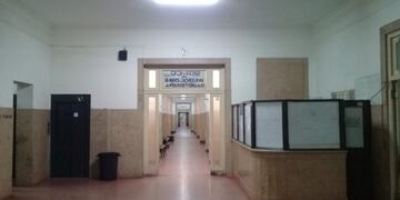 El hombre que abusó de la chica de 13 años en un hospital siguió amenazándola por teléfono\u002E