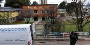 Suspendieron las clases en un colegio de Bariloche por las recurrentes amenazas de bomba