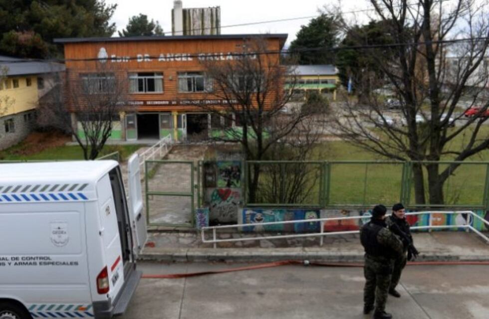 Suspendieron las clases en un colegio de Bariloche por las recurrentes amenazas de bomba