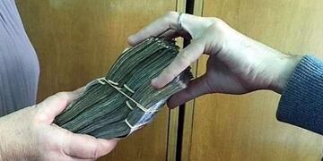 La mujer le entregó $100\u002E000 pesos al supuesto ingeniero, que no le dio ningún recibo y desapareció\u002E