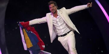 GRAF4260\u002E VIÑA DEL MAR, 27/02/2019\u002E- El cantante español David Bisbal, durante su actuación este martes en el Festival Internacional de Viña del Mar (Chile)\u002E El cantante andaluz llevó su rumba más latina al Festival en una actuación en la que pidió la \
