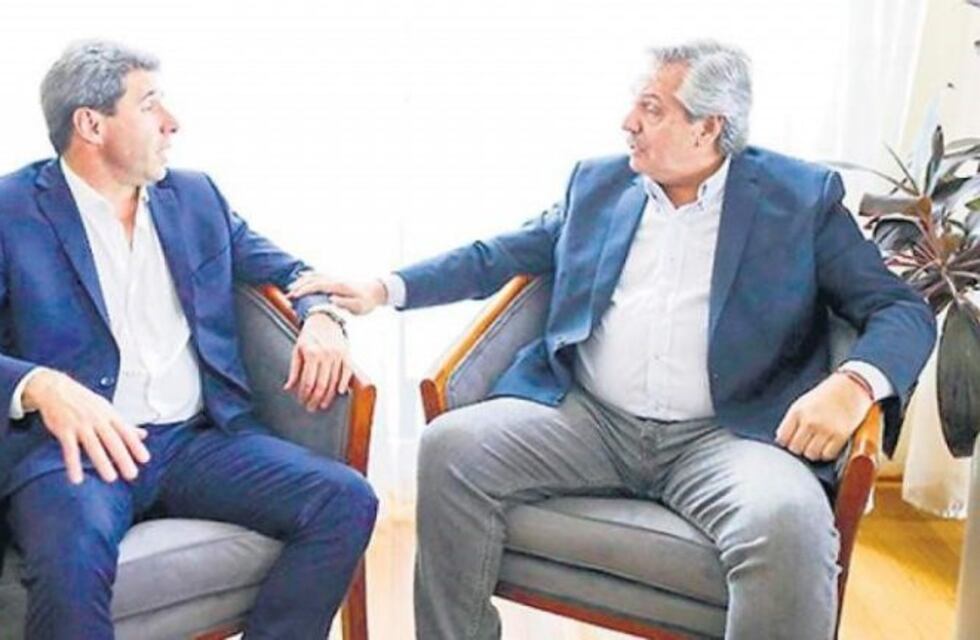 Alberto Fernández llega a San Juan para el Día de la Bandera