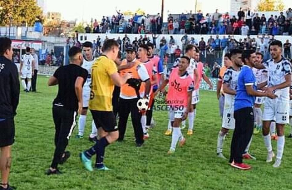 Atenas de Río Cuarto pasó a la final del Regional Amateur