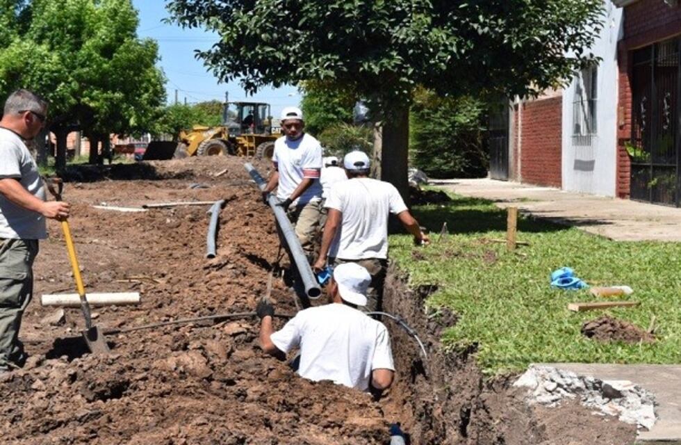 Avanzan las tareas de pavimento definitivo en La Emilia, Villa Campi y Villa Riccio