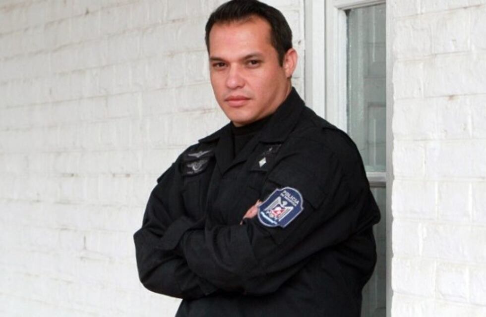 Policía rescató a un niño del interior de una camioneta: "Estaba sofocado"