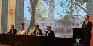 Bordet a la Legislatura