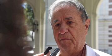 Eduardo Duhalde (Foto: Clarín)