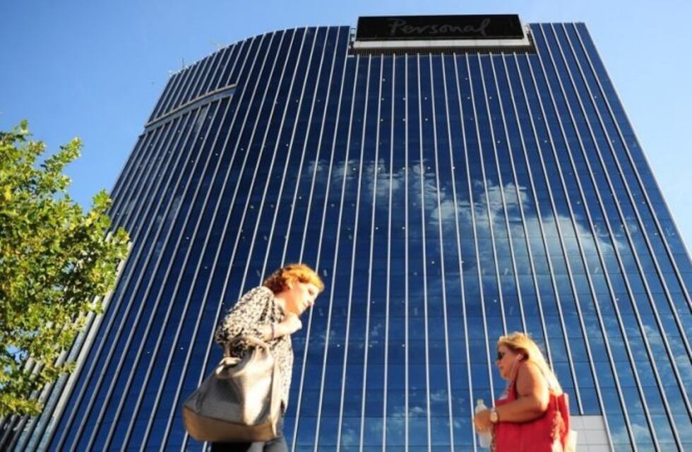 Con algunas exigencias, se aprobó la fusión entre Telecom y Cablevisión