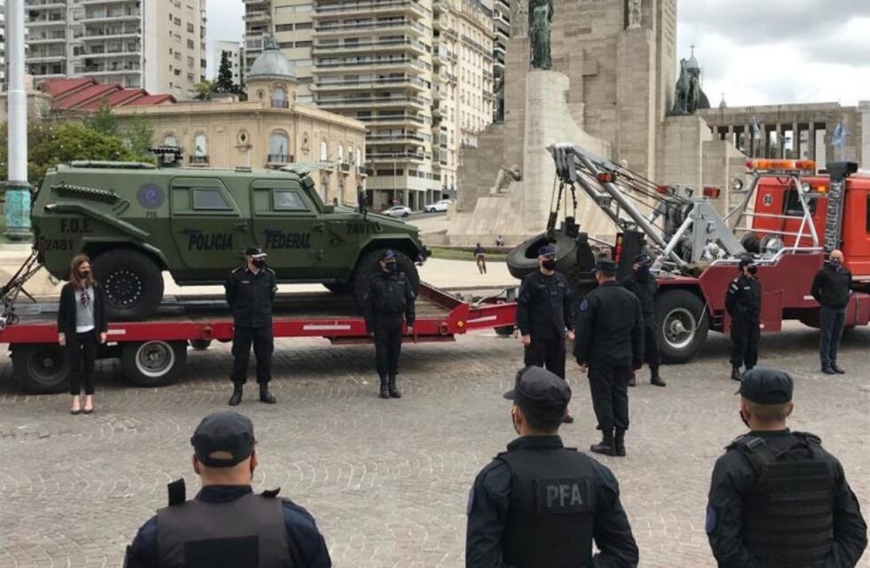 Inseguridad en Rosario: llegaron 40 policías federales con una tanqueta