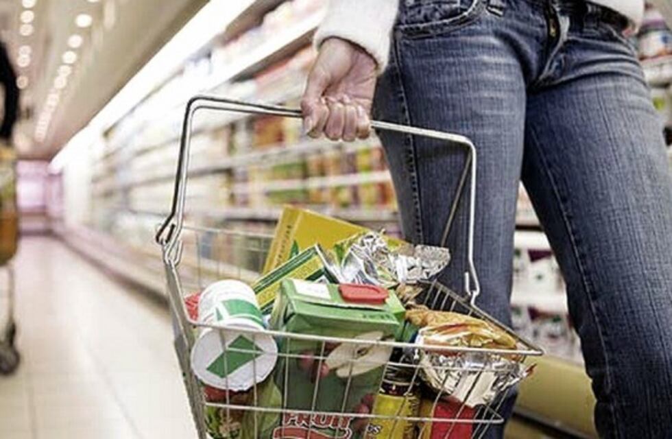 El Gobierno descarta un golpe en los precios por la suba del dólar