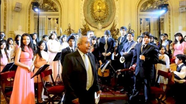 Orquesta de Instrumentos Andinos de la Escuela Superior de Música del ISA, creada y dirigida por el maestro Felipe Fidel Amante\u002E