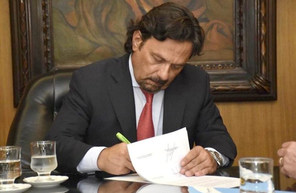El gobernador declaró la emergencia sanitaria en Salta