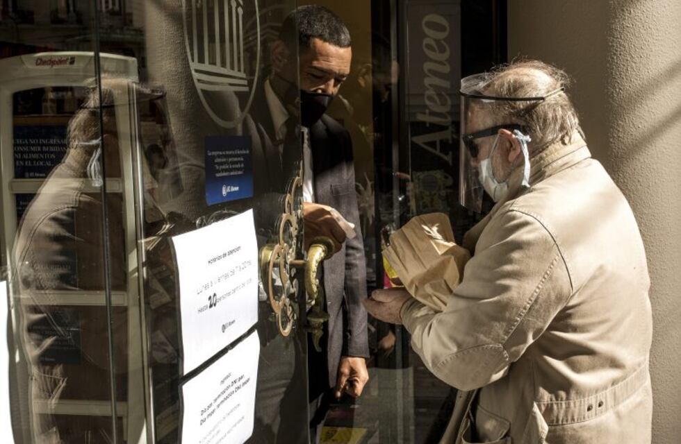 Coronavirus en Argentina: diagnosticaron 345 nuevos casos en las últimas 24 horas y es récord