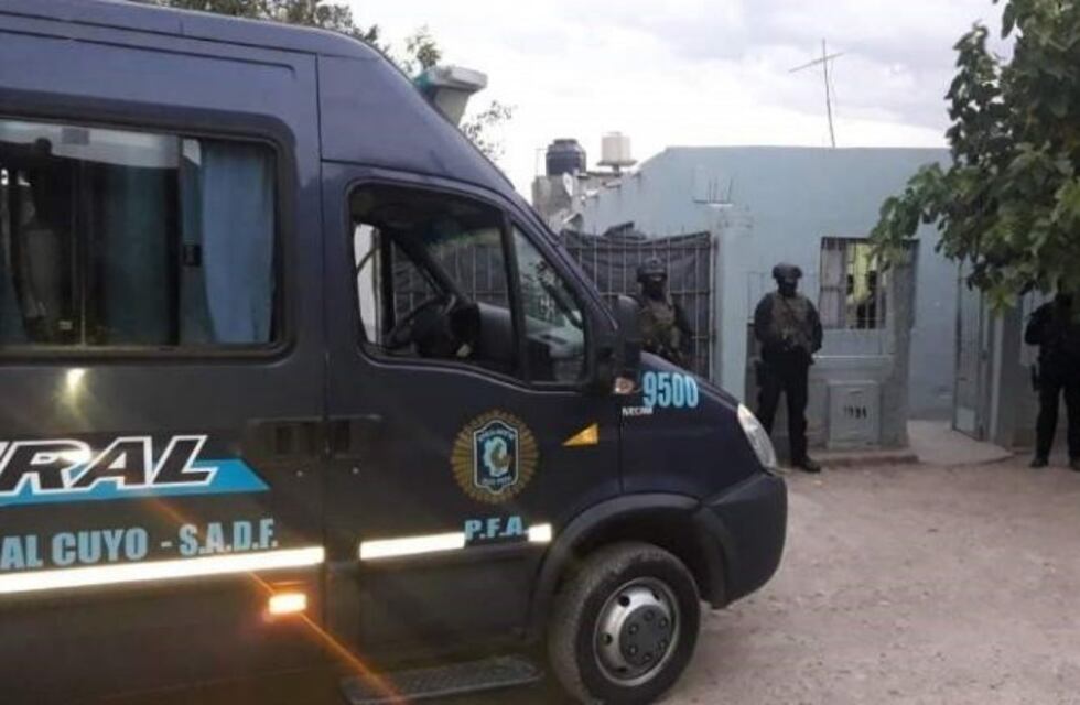 Un policía, detenido por formar parte de una banda narco vip