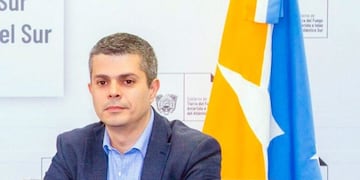 Secretario de Malvinas, Antártida, Islas del Atlántico Sur y Asuntos Internacionales, Licenciado Andrés Dachary.