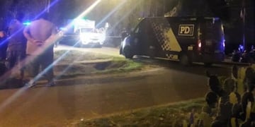 El triple crimen ocurrió en una vivienda de calle Colón, casi Presidente Quintana, en Tablada\u002E (@de12a14)