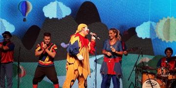 Sol Fijo en el Teatro Holiday de Carlos Paz