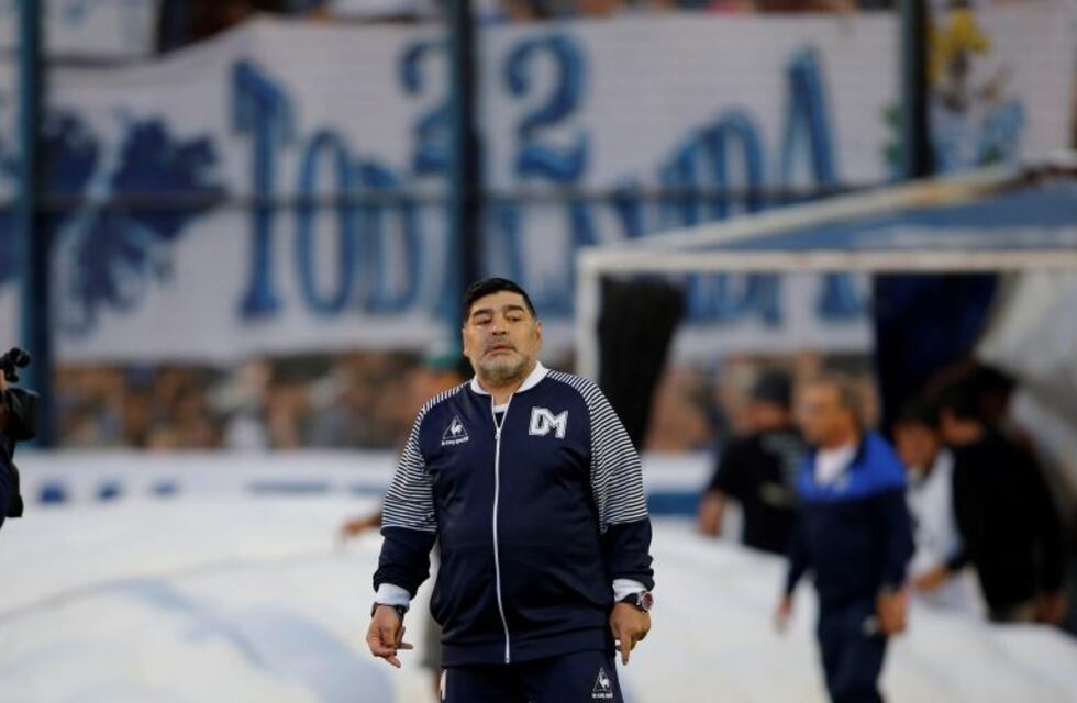 Gimnasia "recuperó" a Diego Maradona pero perdió 1-0 ante Arsenal