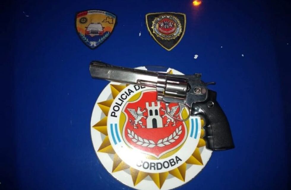 Un detenido por intentar asaltar con un arma de juguete