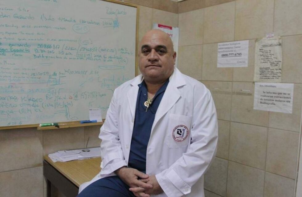 Se suman testimonios contra Hassan, el profesor denunciado por discriminación