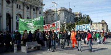 Multisectorial marchó en Paraná\u002E