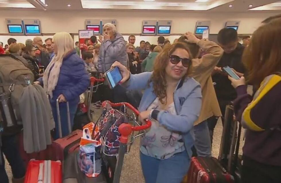 Le cancelaron el vuelo por la tormenta y no llega a su casamiento en Paraguay