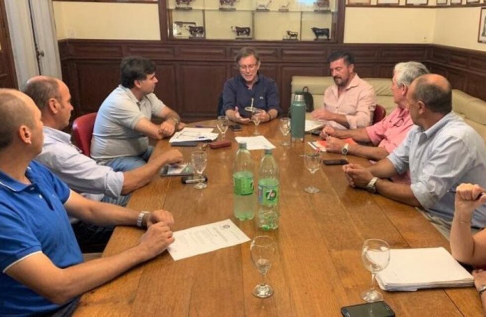 Bahillo se reunió con dirigentes de la FARER y SRG