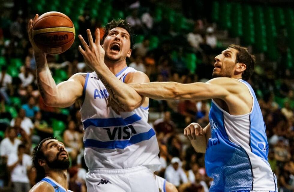 Oficial: Atenas sumó a Cantero, Romano y Fernández Chávez