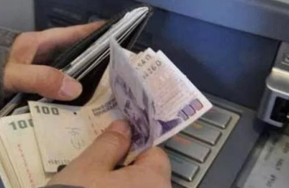 En San Carlos intentan que empleados municipales cobren un bono extra de $3 mil