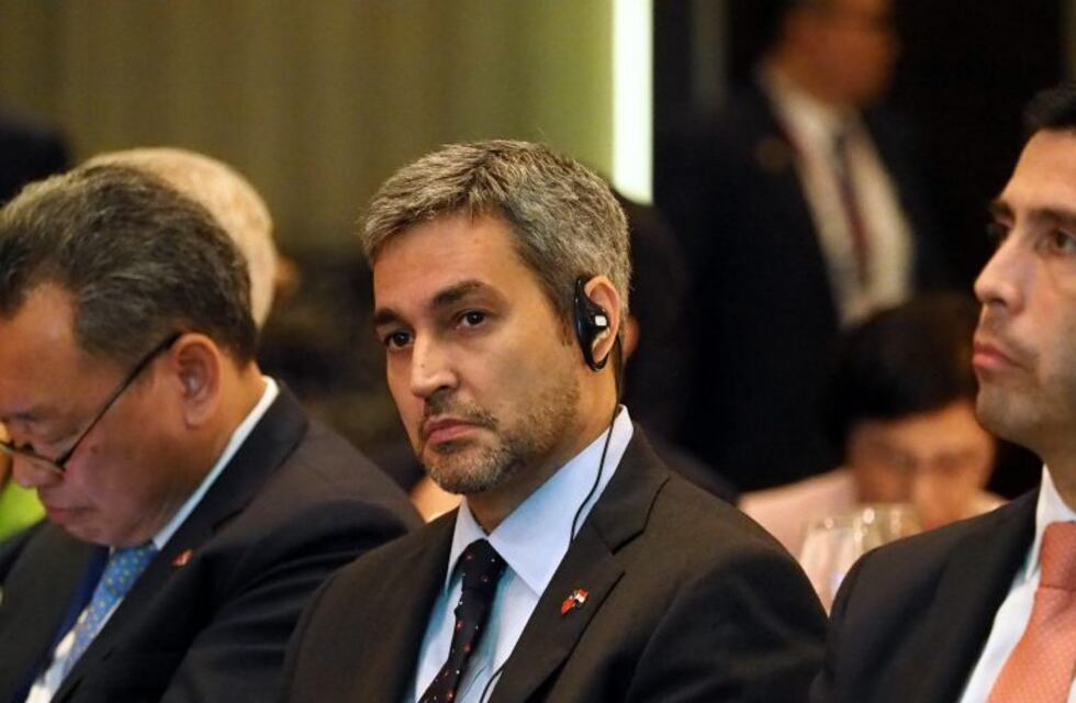 Mario Abdo, presidente de Paraguay, contrajo dengue