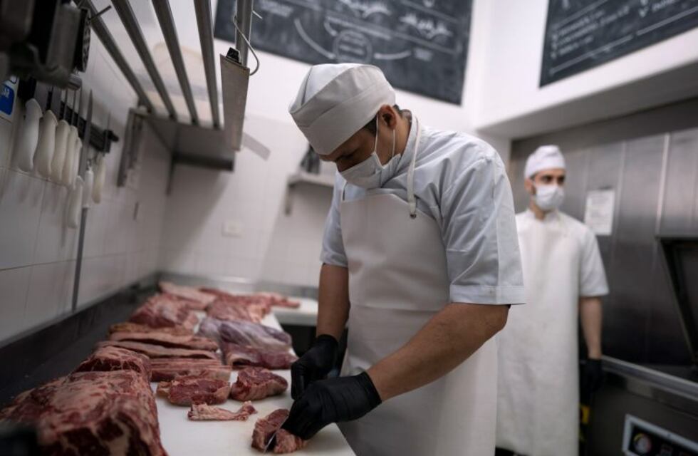 Carne para las fiestas: el Gobierno y frigoríficos acordaron tres cortes con descuentos de hasta 30%