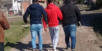 Atraparon al motochorro involucrado en la muerte de la mujer embarazada\u002E (Foto: Corrientes Hoy)