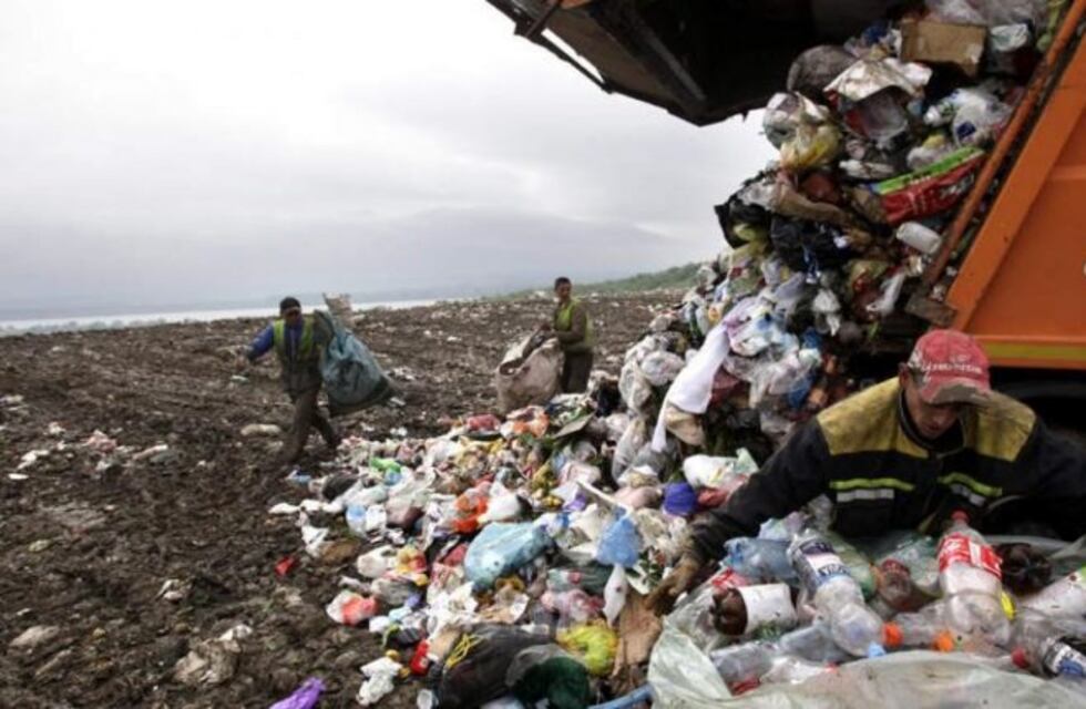 Malagueño firmó un convenio para coprocesar la basura y aprovechar su valor energético