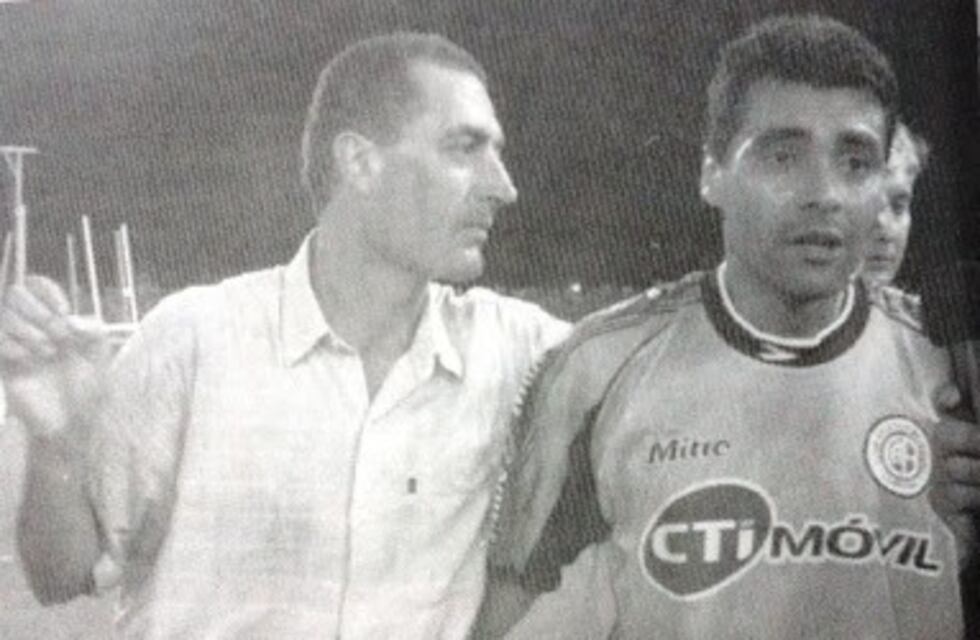 Clásicos en el recurerdo: el tiro libre del Cani López