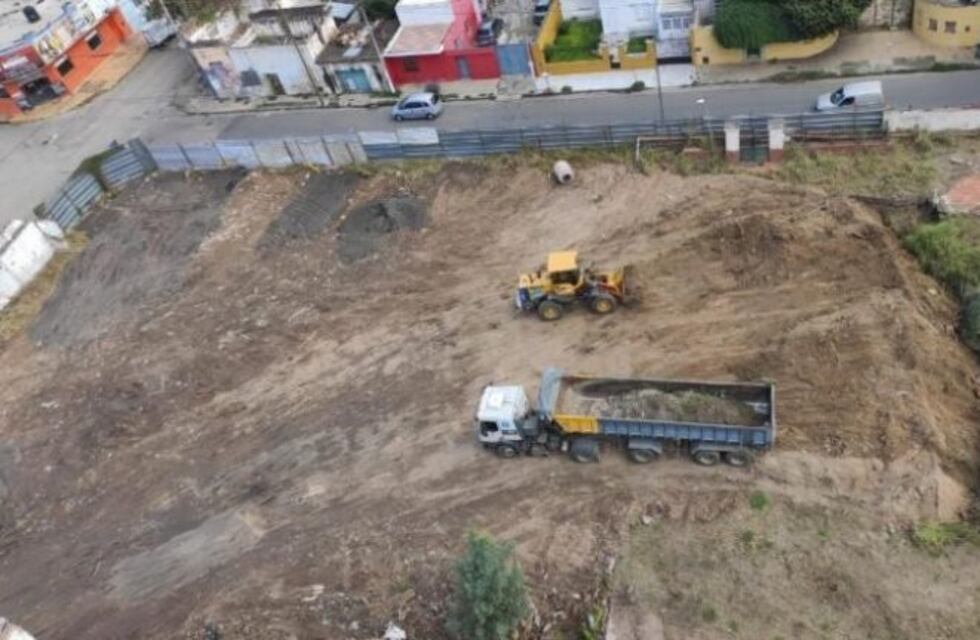 Taparon el pantano de la Antigua Cervecería en Barrio Alberdi