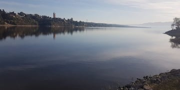 Lago San Roque visto desde Villa Carlos Paz\u002E (Foto: Municipalidad de VCP)\u002E