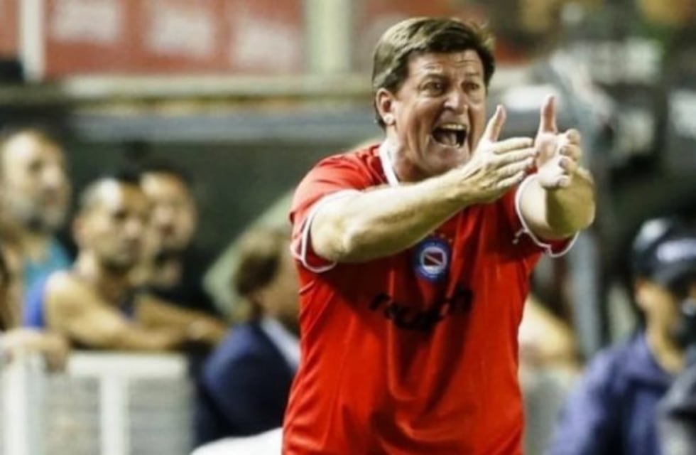 Alfredo Berti, cerca de ser el entrenador de Belgrano