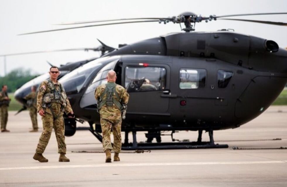 Estados Unidos inició el despliegue militar en la frontera con México