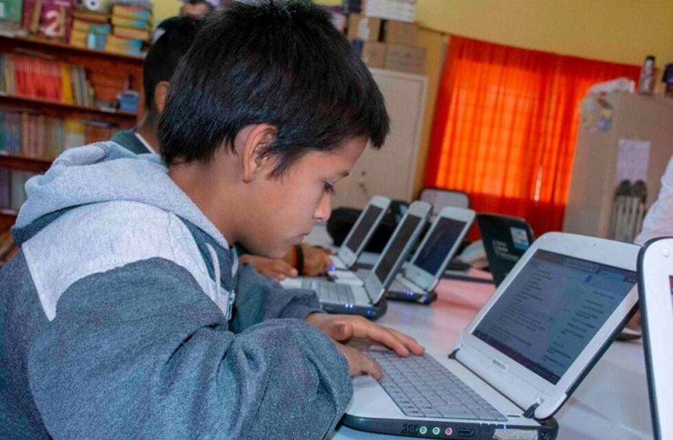 Durante el 2019 dieron conexión a Internet a más de 50 escuelas de Misiones