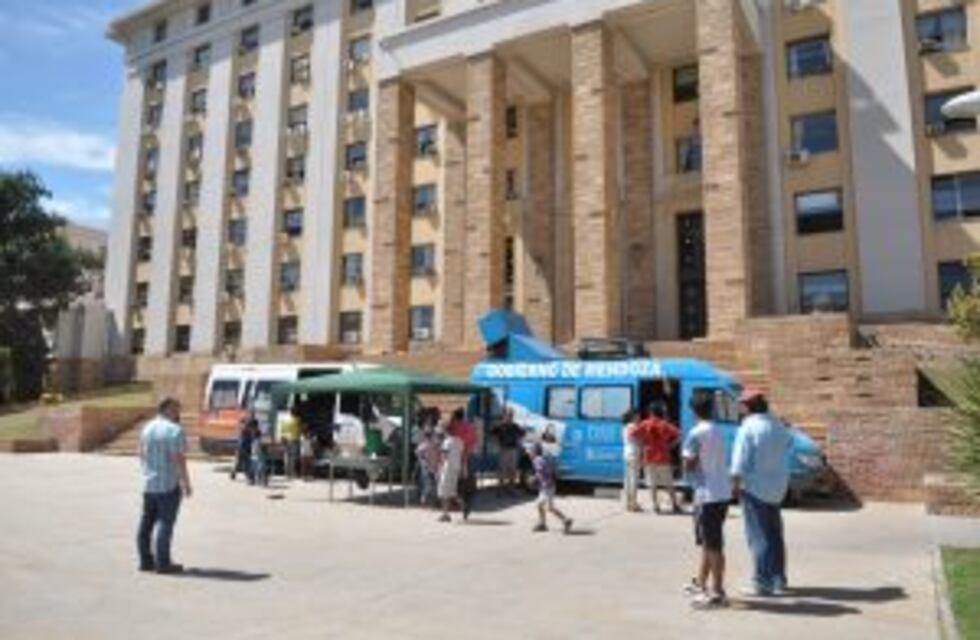 Mendoza deja de cobrar las tasas provinciales para el DNI y pasaporte