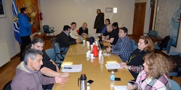 Jubilados piden audiencia a la gobernadora por aumento