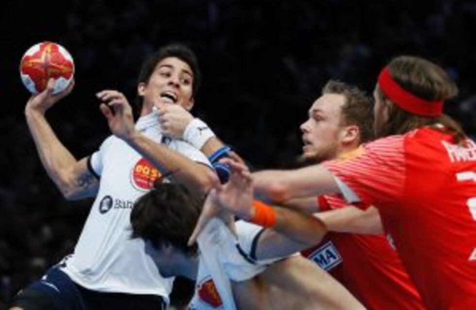 Los Gladiadores cayeron 33-22 ante la poderosa Dinamarca en el debut mundialista