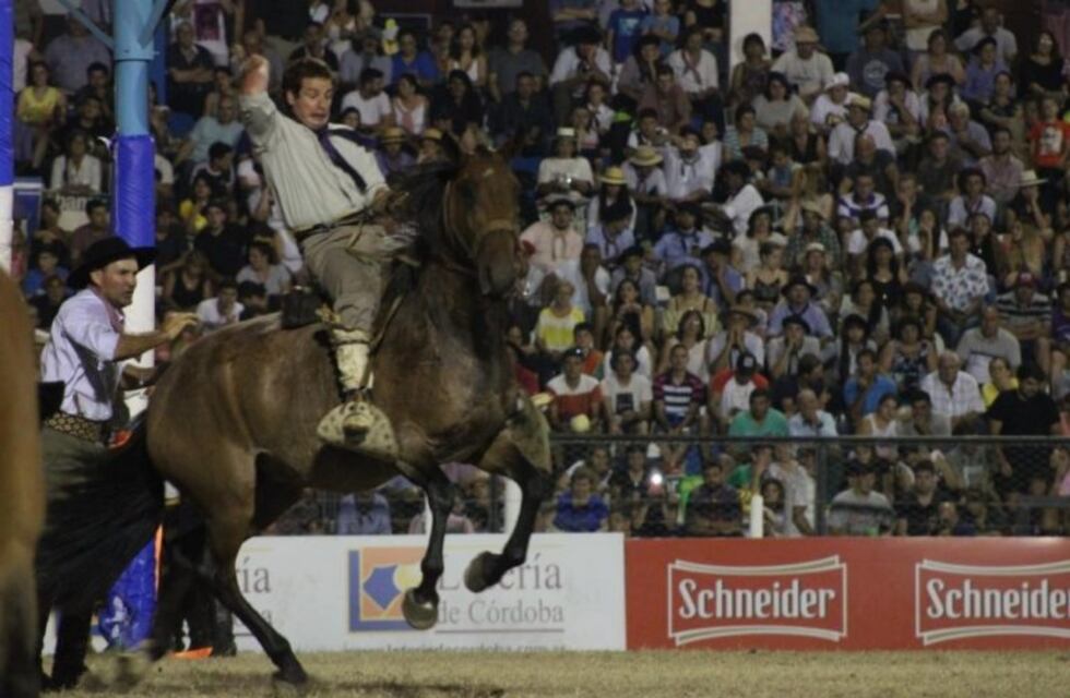 La muerte del jinete en Jesús María: el fiscal ordenó realizar análisis al caballo