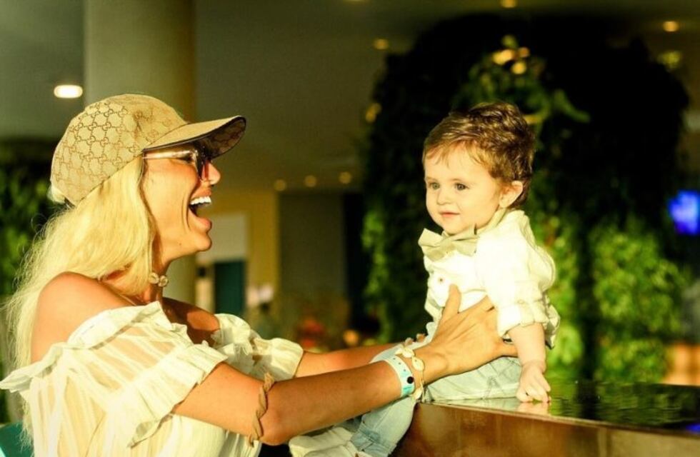 Vicky Xipolitakis jugó en el programa de Susana Giménez y se dio varios golpes: "¡Saliste inyectada!"