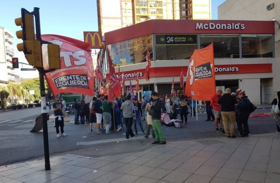 Concentraciones y piquetes complicaban la circulación en Rosario