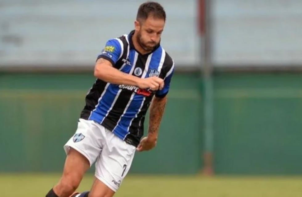 El Burrito Martínez, otro delantero por el cual Instituto se queda con las ganas