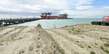 Piedra buena arribo de material para represas